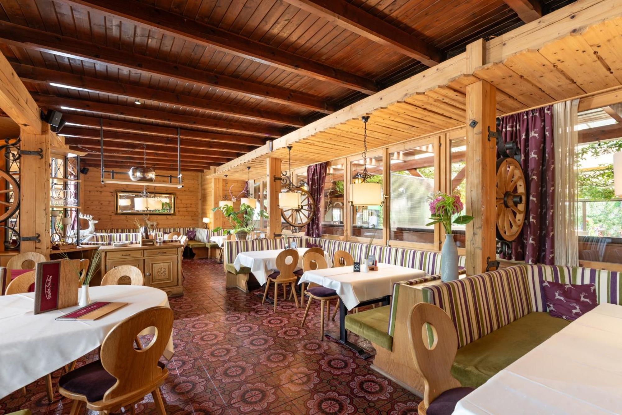 Tiroler Stuben Hotel *